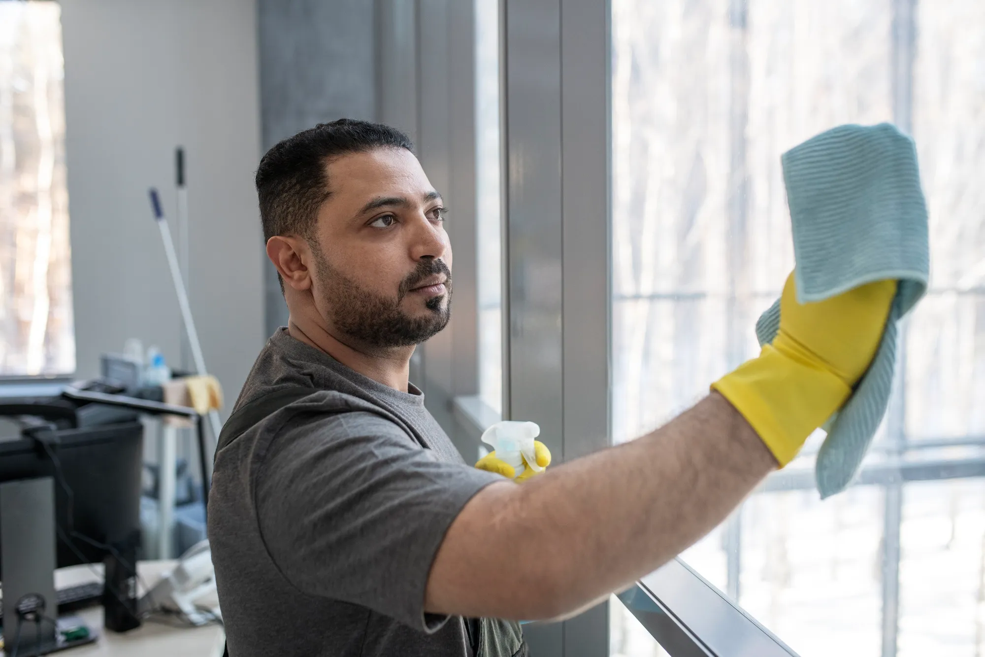 Professional after builders cleaning team with 10+ years experience serving London properties